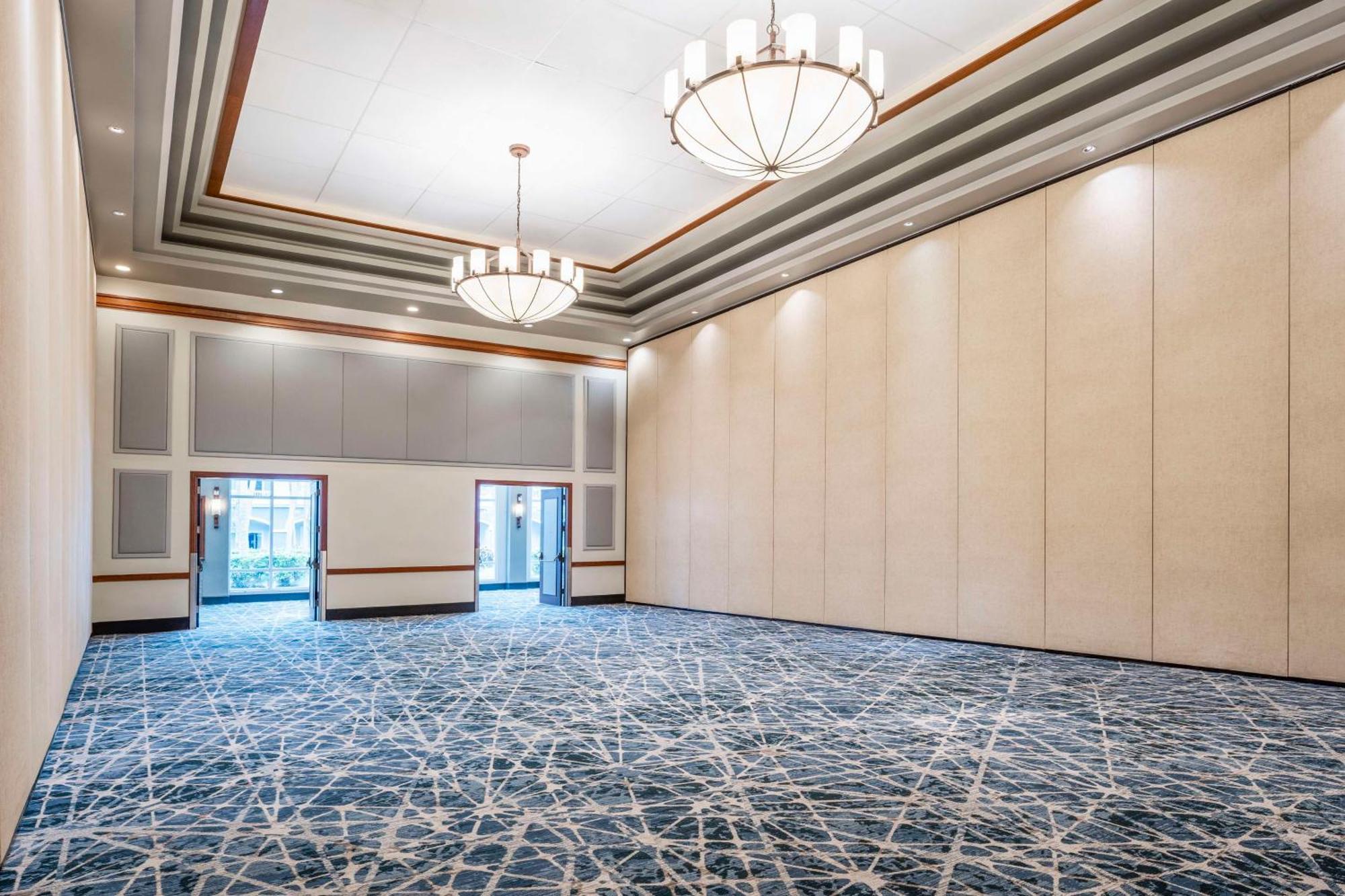 Embassy Suites By Hilton Dorado Del Mar Beach Resort Extérieur photo